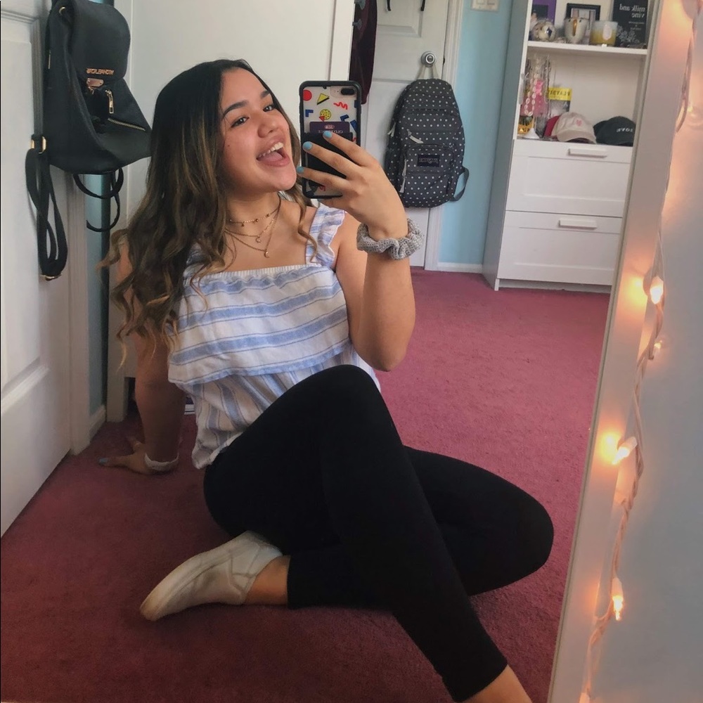 Meet your Posher, Jessica